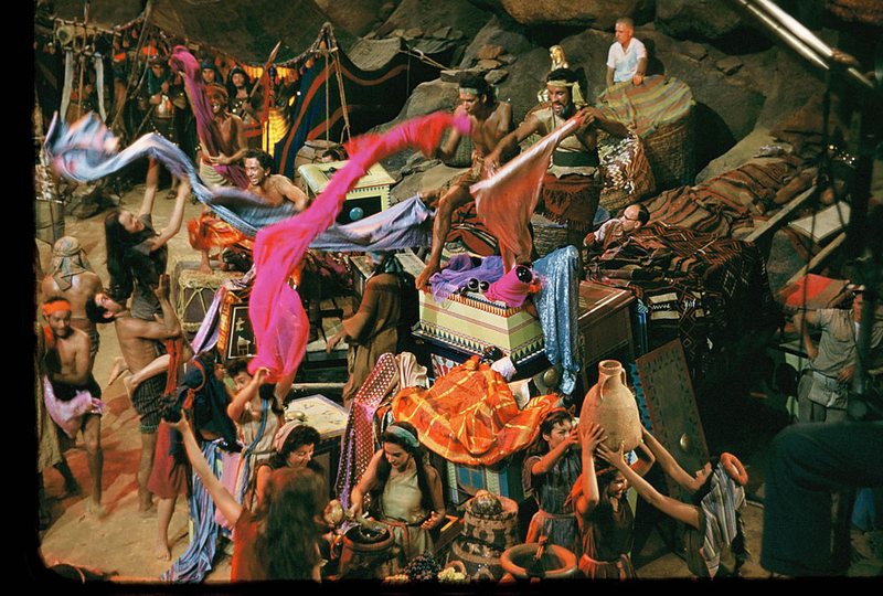 Illustration for article titled Amazing, never-seen images from the making of The Ten Commandments
